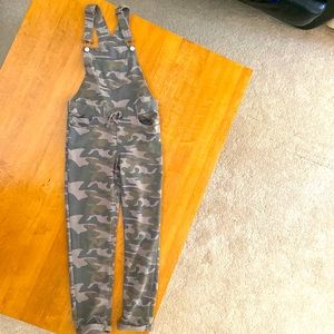 Girls stretchy camo overall